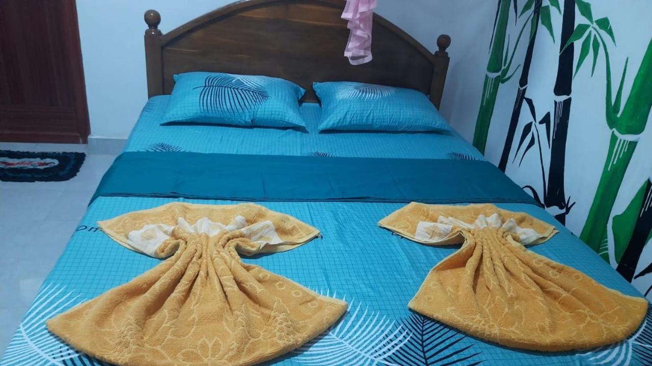 Kanthi Guest Inn Trincomalee Exteriör bild